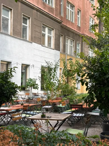 575 Sagmeister - Gastgarten